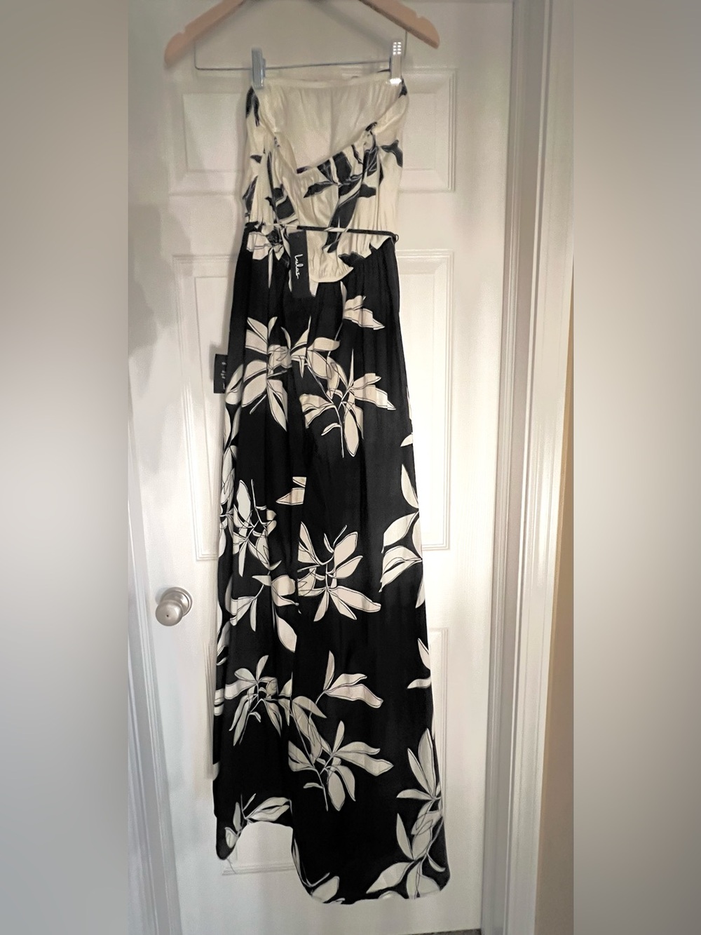 Lulus Black and Cream Floral Strapless Maxi dress - Women's